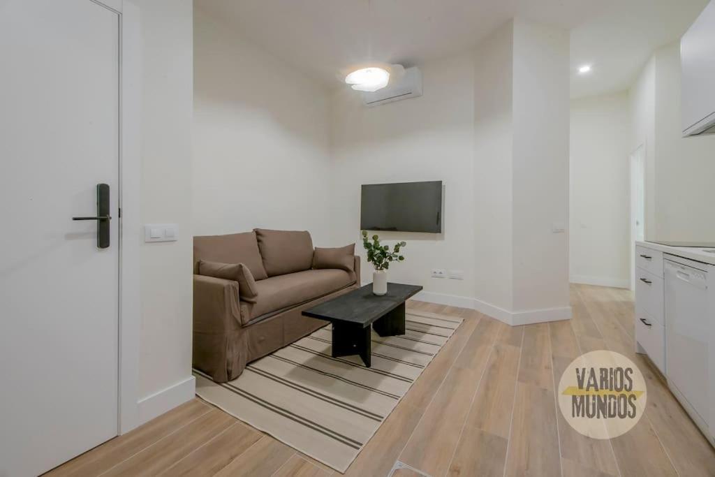 Cool Y Centrico Apt 6Px En Plena Plaza Del Carmen E2 Madrid Exterior foto