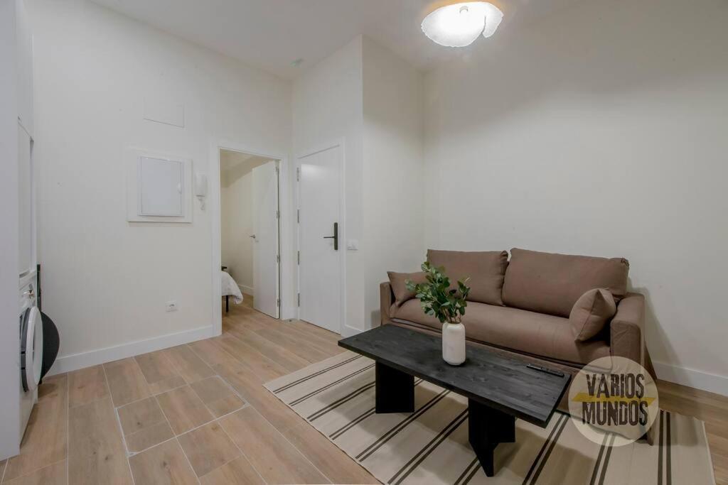 Cool Y Centrico Apt 6Px En Plena Plaza Del Carmen E2 Madrid Exterior foto